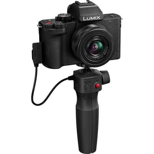 Panasonic Lumix DC-G100D + 12-32mm + Grip