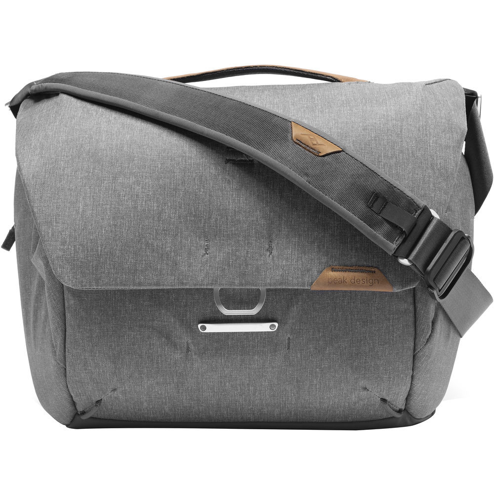 Everyday messenger clearance
