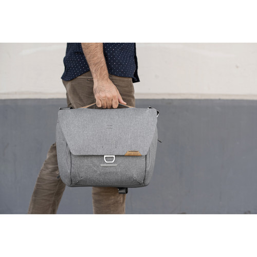 Everyday messenger best sale bag