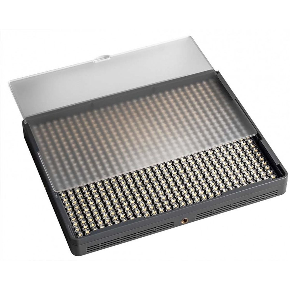 その他 Aputure HR672C Amaran Light Aputure、リモコン操作に対応したLEDライト - デジカメ Watch