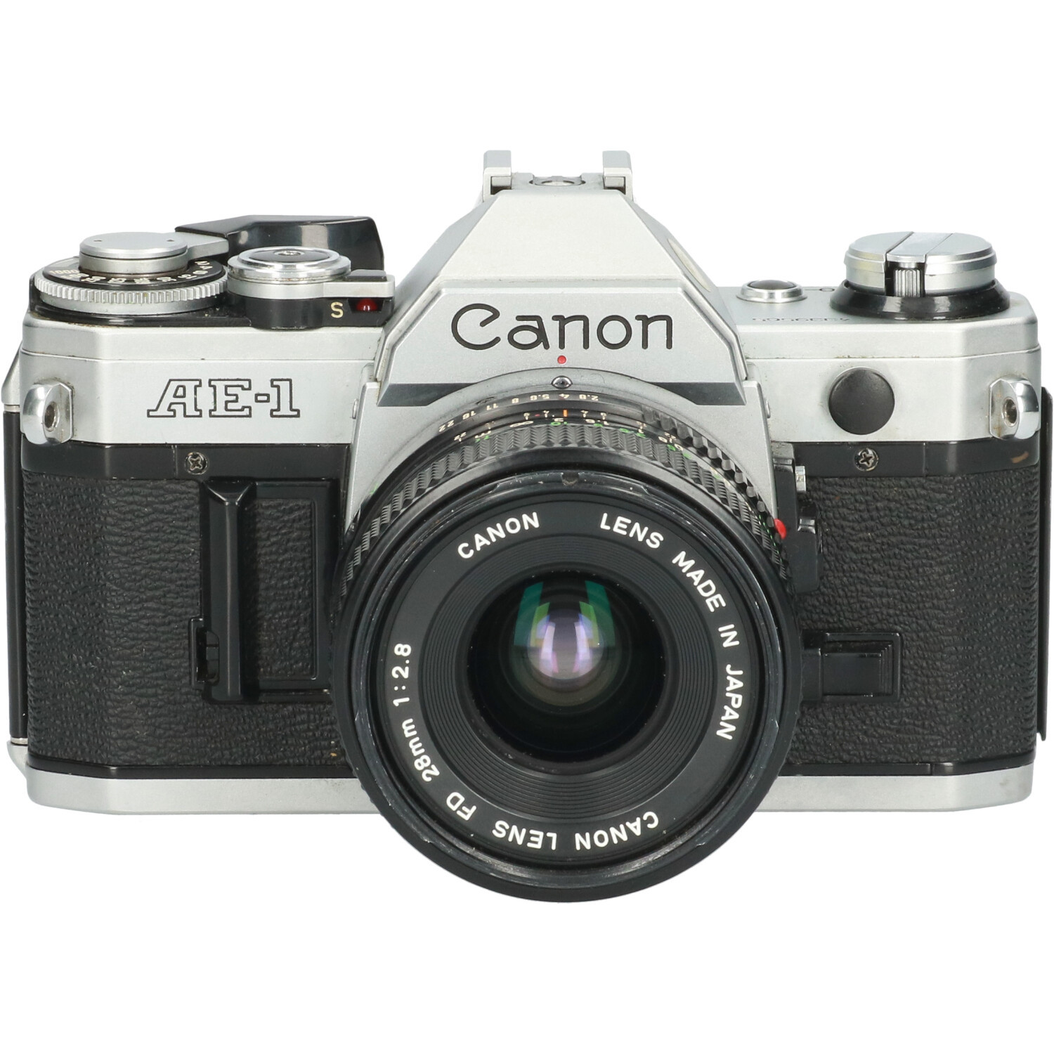 Tweedehands Canon AE-1 met FD 28mm f2.8 new CM5252