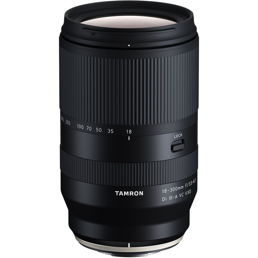 Tamron 18-300mm f/3.5-6.3 Di III-A VC VXD Sony E