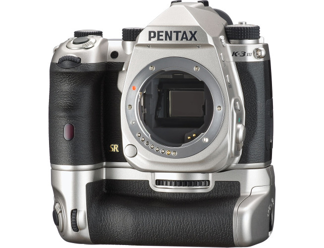 Pentax K-3 Mark III Zilver Premium Kit