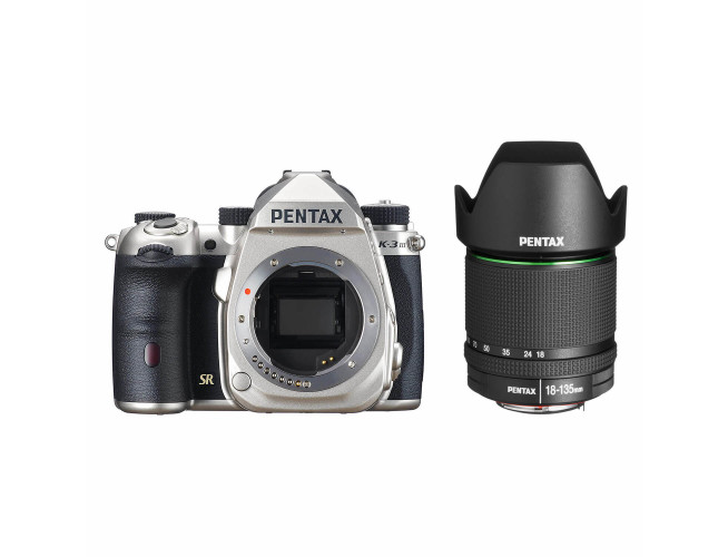 Pentax K-3 Mark III Zilver + 18-135mm WR Black