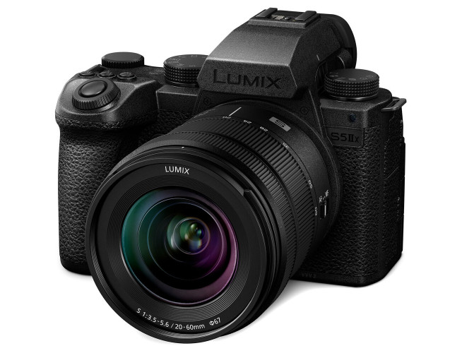 Panasonic DC-S5IIX + 20-60mm f/3.5-5.6