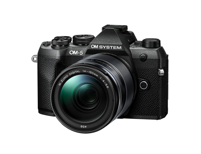 OM System OM-5 Mark II Zwart + 14-150mm f/4.0-5.6 II