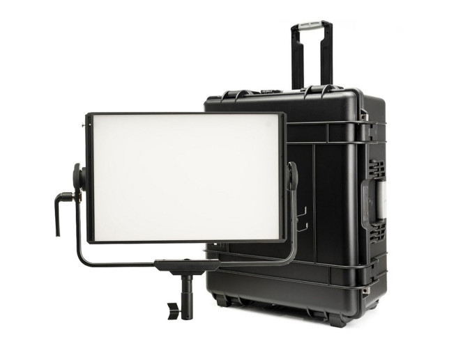 Aputure Nova P300c Kit