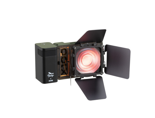 Zhiyun Molus X100RGB Pro