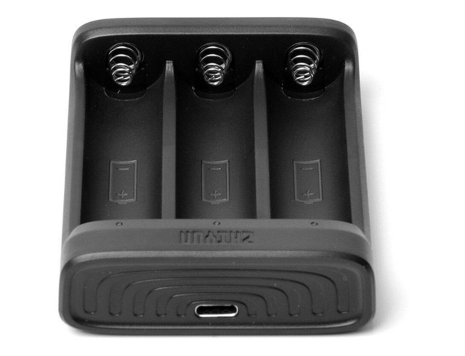 Zhiyun Battery charger 3x 18650 for Weebill-C type connect.