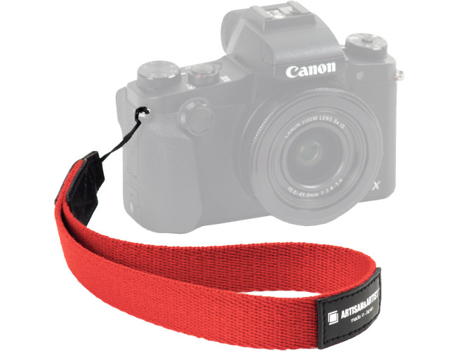 Artisan & Artist ACAM 296 Acrylic Wriststrap Red