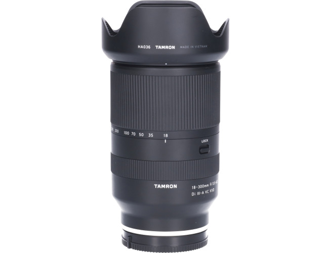 Tweedehands Tamron 18-300mm f/3.5-6.3 Di III-A VC VXD Sony E CM0562