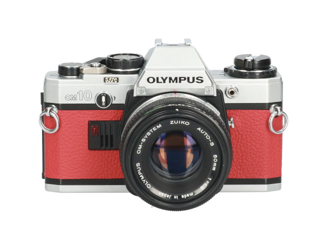 Tweedehands Olympus OM10 (Custom Red) + ZUIKO AUTO-S 50mm F/1.8 CM3160