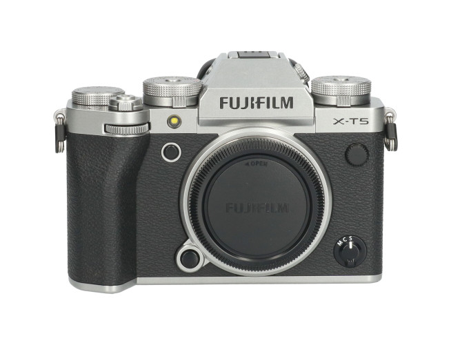 Tweedehands Fujifilm X-T5 Body Silver CM3632