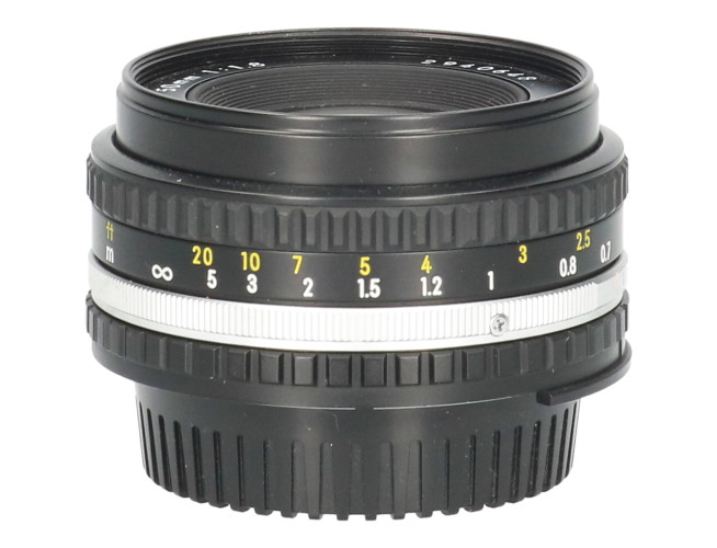 Tweedehands Nikon 50mm f/1.8 E Series - Chrome CM3807