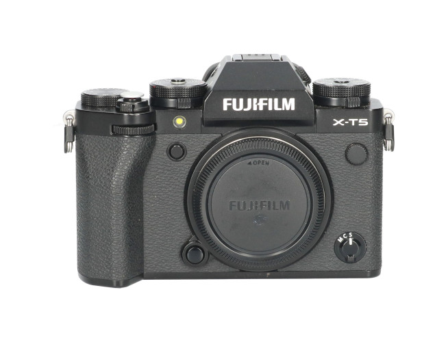 Tweedehands Fujifilm X-T5 Body Black CM4703
