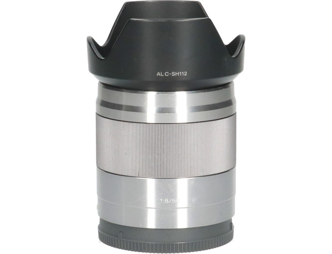 Tweedehands Sony Nex 50mm f/1.8 OSS Zilver CM5182