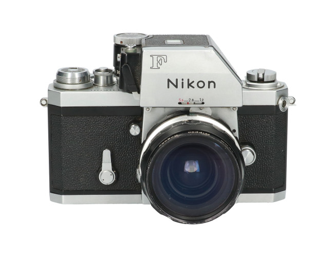 Tweedehands Nikon F Analoog met Nikkor-H 28mm f/3.5 CM5679