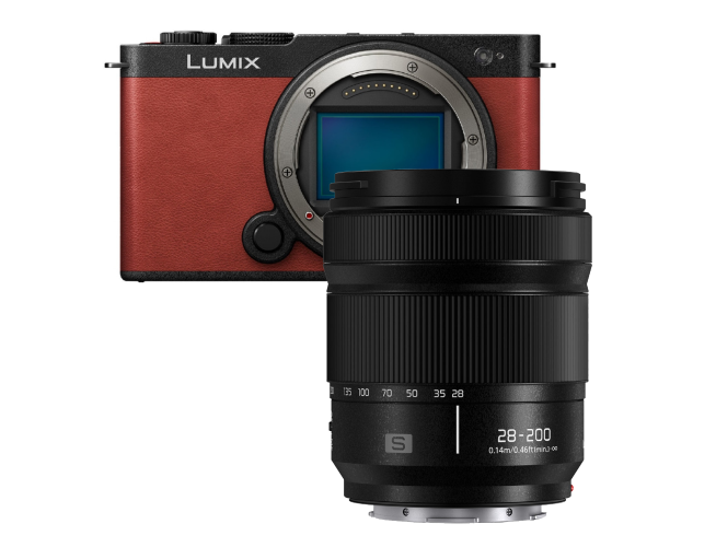 Panasonic Lumix S9 Rood + 28-200mm f/4-7.1 Macro O.I.S.
