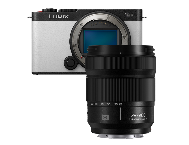 Panasonic Lumix S9 Wit + 28-200mm f/4-7.1 Macro O.I.S.