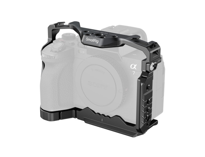 SmallRig 5583 Cage With Airtag Slot For Sony Alpha 7R V / 7 IV / 7S III / 1 / 7R IV