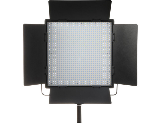 Godox Led 1000BI MKll met barndoor