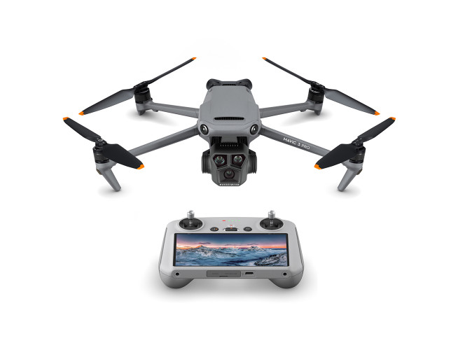 DJI Mavic 3 Pro met DJI RC Smart Controller