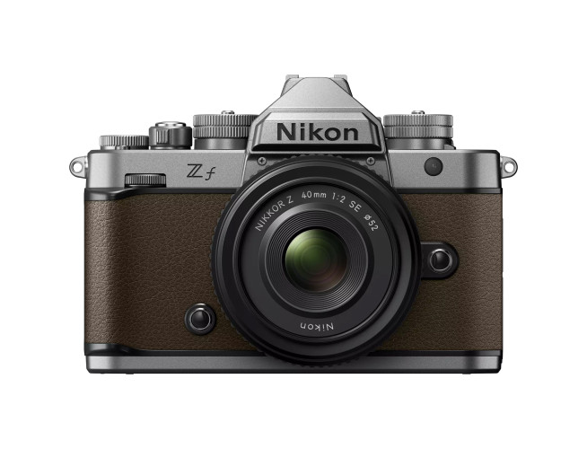 Nikon Z F Silver + 40mm SE Sepia Brown