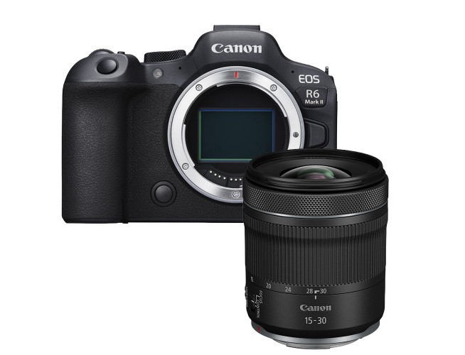 Canon EOS R6 Mark II + RF 15-30mm F4.5-6.3 IS STM