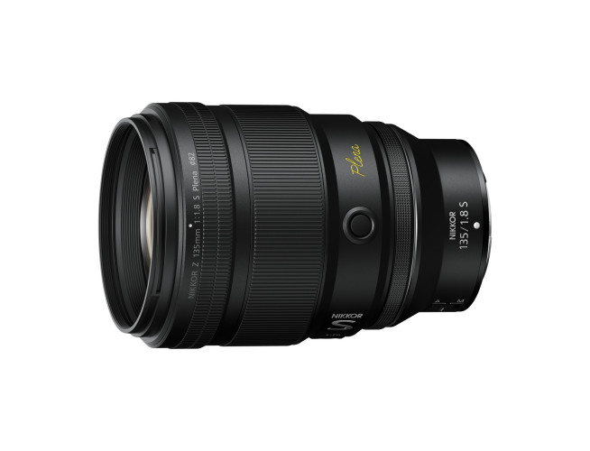 Nikon Z 135mm f/1.8 S Plena