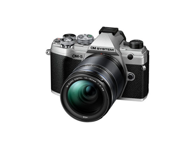 OM System OM-5 Zilver + 14-150mm II