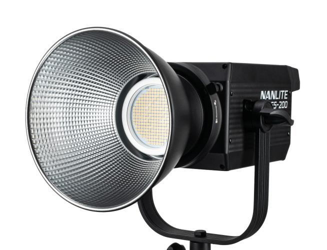 Nanlite FS-200 LED Spot Light