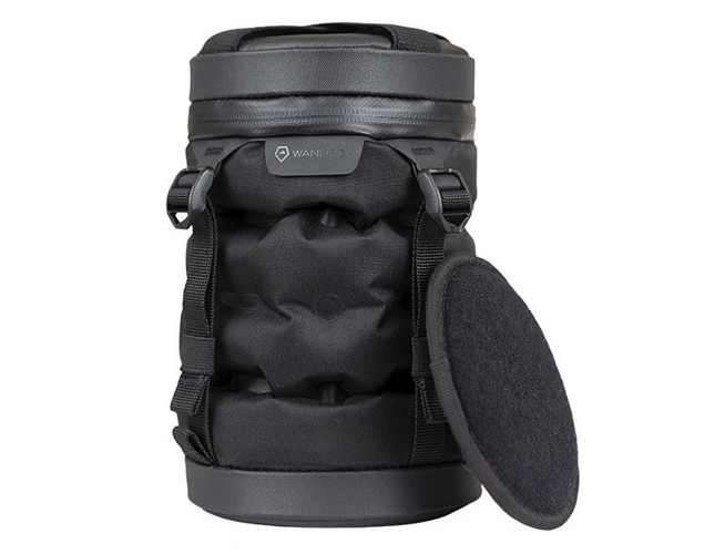 WANDRD Inflatable lens case