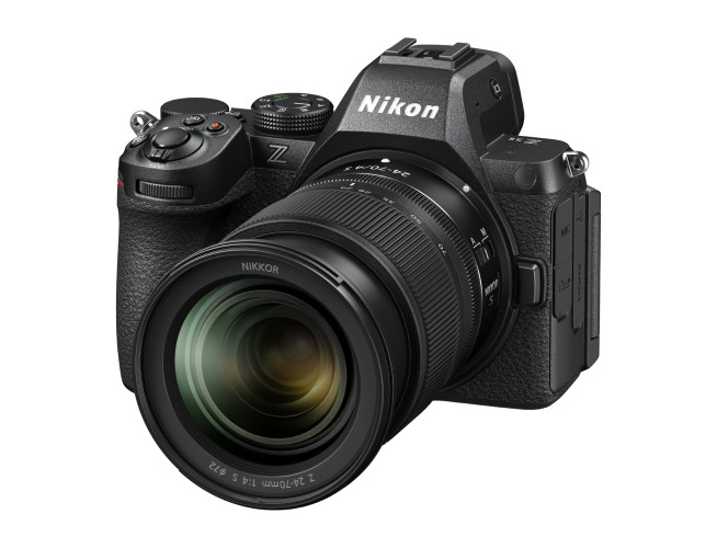 Nikon Z5 II + 24-70mm f/4 S - OUTLET