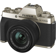 Fujifilm X-T200 Gold + XC15-45mm