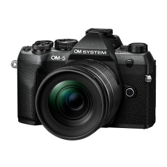 OM System OM-5 Mark II Zwart + 12-45mm f/4.0 PRO