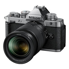 Nikon Zf Silver + 24-70mm f/4.0