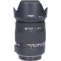 Tweedehands Sigma 18-250mm f/3.5-6.3 DC OS HSM Macro Canon CM0443