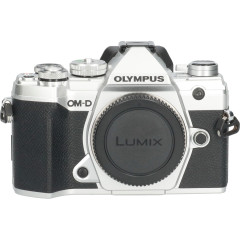 Tweedehands Olympus OM-D E-M5 Mark III Body Zilver CM1739