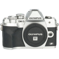 Tweedehands Olympus E-M10 Mark IV Zilver Body CM1756