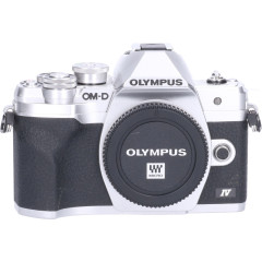Tweedehands Olympus E-M10 Mark IV Zilver Body CM3134