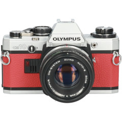 Tweedehands Olympus OM10 (Custom Red) + ZUIKO AUTO-S 50mm F/1.8 CM3160