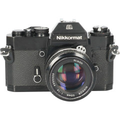 Tweedehands Nikkormat EL met 50mm f/1.4 AI CM5245