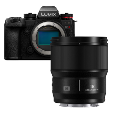 Panasonic Lumix DC-S1 II + Lumix S 18mm f/1.8