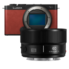 Panasonic Lumix S9 Rood + 40mm f/2.0