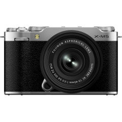 Fujifilm X-M5 Silver + XC 15-45mm f/3.5-5.6 OIS PZ