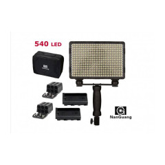 Tweedehands NanGuang LED Studio Light CN-5400XPRO Bi-color CM0469