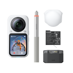 Insta360 X6 Essentials Bundle Arctic White