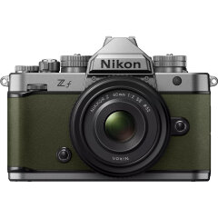 Nikon Z F Silver + 40mm SE Moss Green