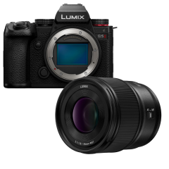Panasonic Lumix DC-S5II + 35mm f/1.8
