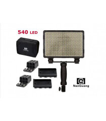 Tweedehands NanGuang LED Studio Light CN-5400XPRO Bi-color CM0469